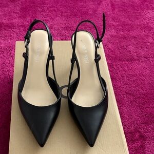 Nine West Black Pointed Toe Heels